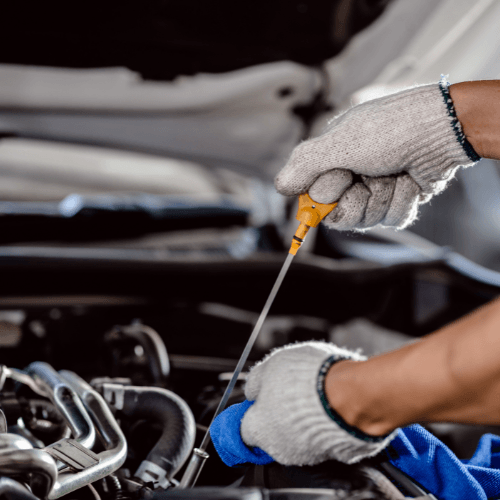 Car engine oil check: How to do It and when
